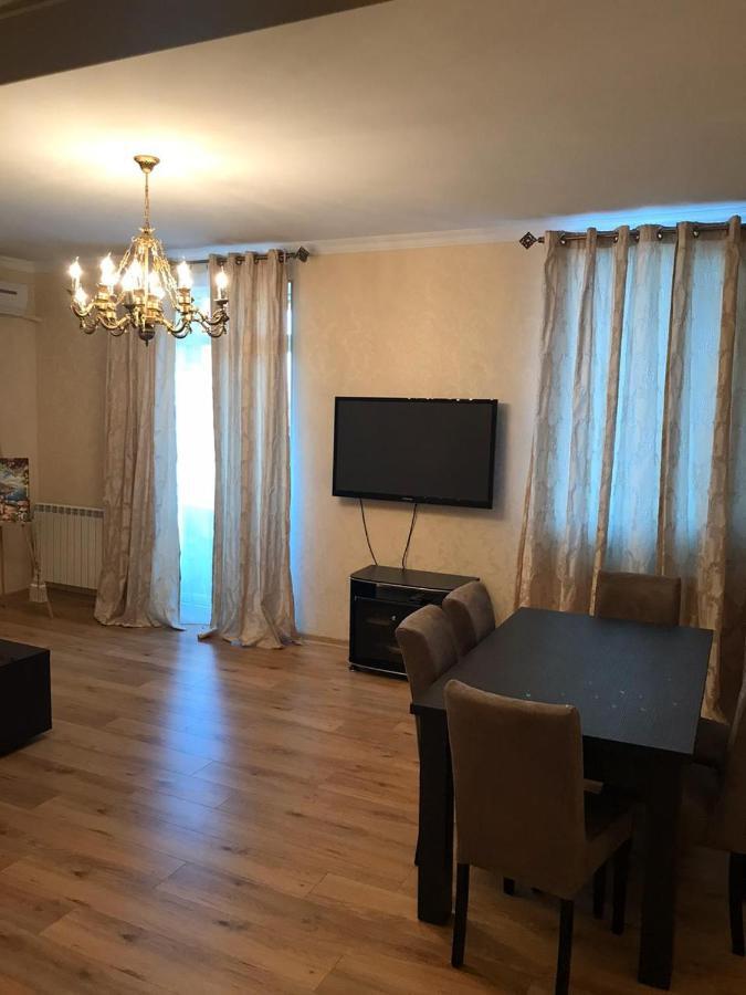 Rustaveli Apartment City Centre Tbilissi Extérieur photo