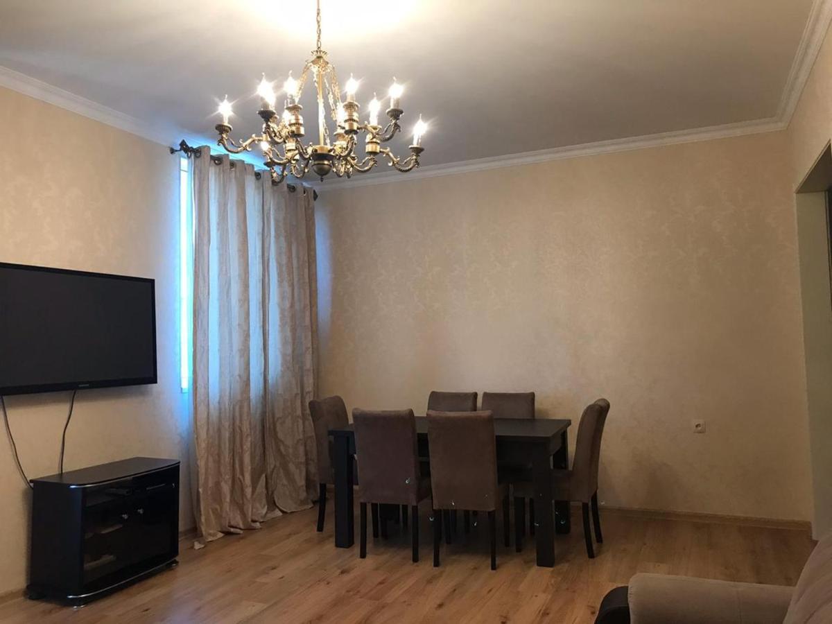 Rustaveli Apartment City Centre Tbilissi Extérieur photo